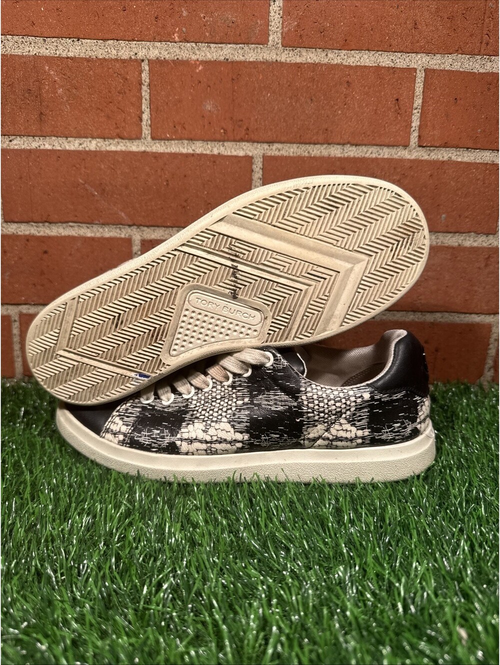 Tory Burch Howell Court Printed Tumbled Leather Sneaker Size 6M 8913-F20